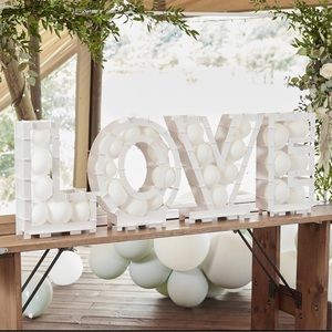 Balloon Mosaic, Love Shaped , new in box